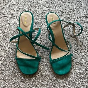 Inez Sofia suede strappy heels, size 9M